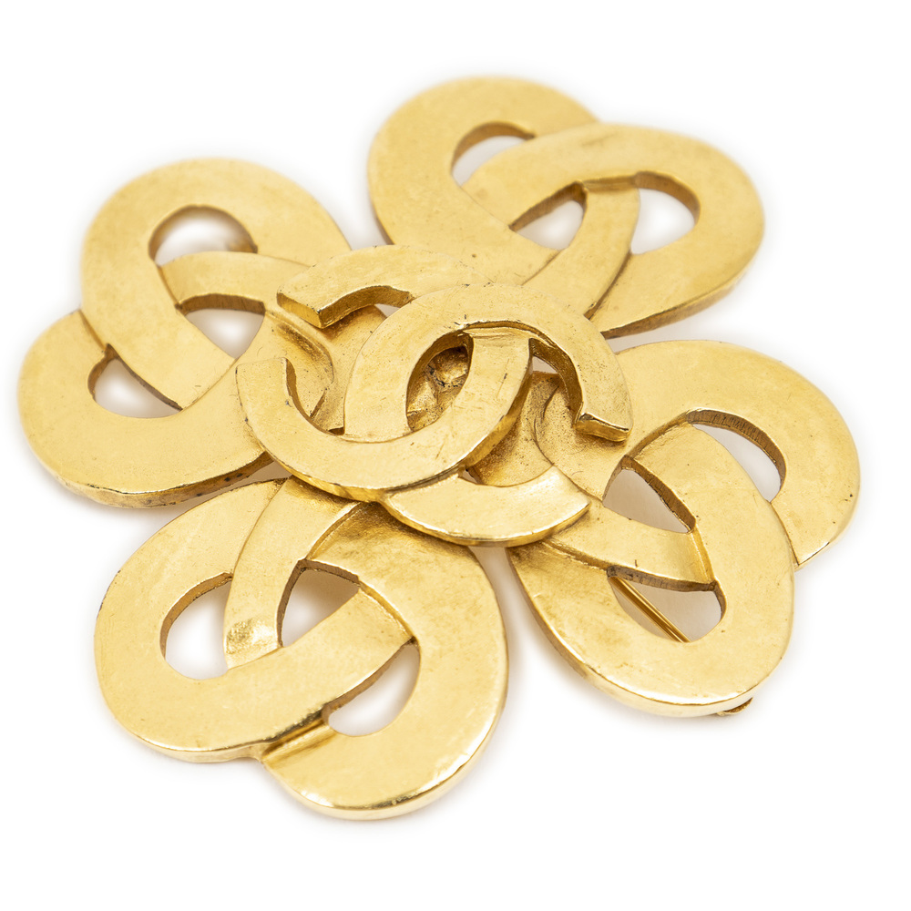 Chanel CC Heart Cross Brooch Pin